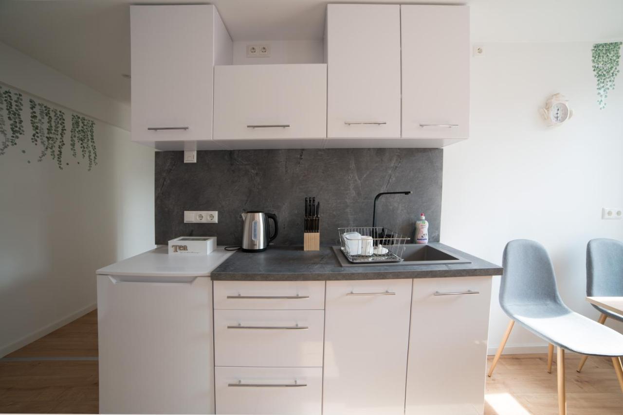 ארפורט Schoene Ferienwohnung 54 M², Zentrumsnah, Kingbett מראה חיצוני תמונה
