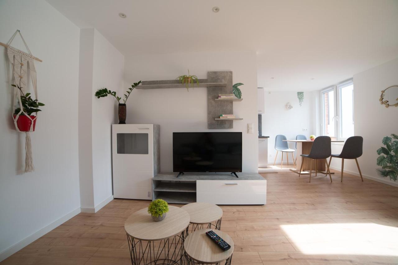 ארפורט Schoene Ferienwohnung 54 M², Zentrumsnah, Kingbett מראה חיצוני תמונה