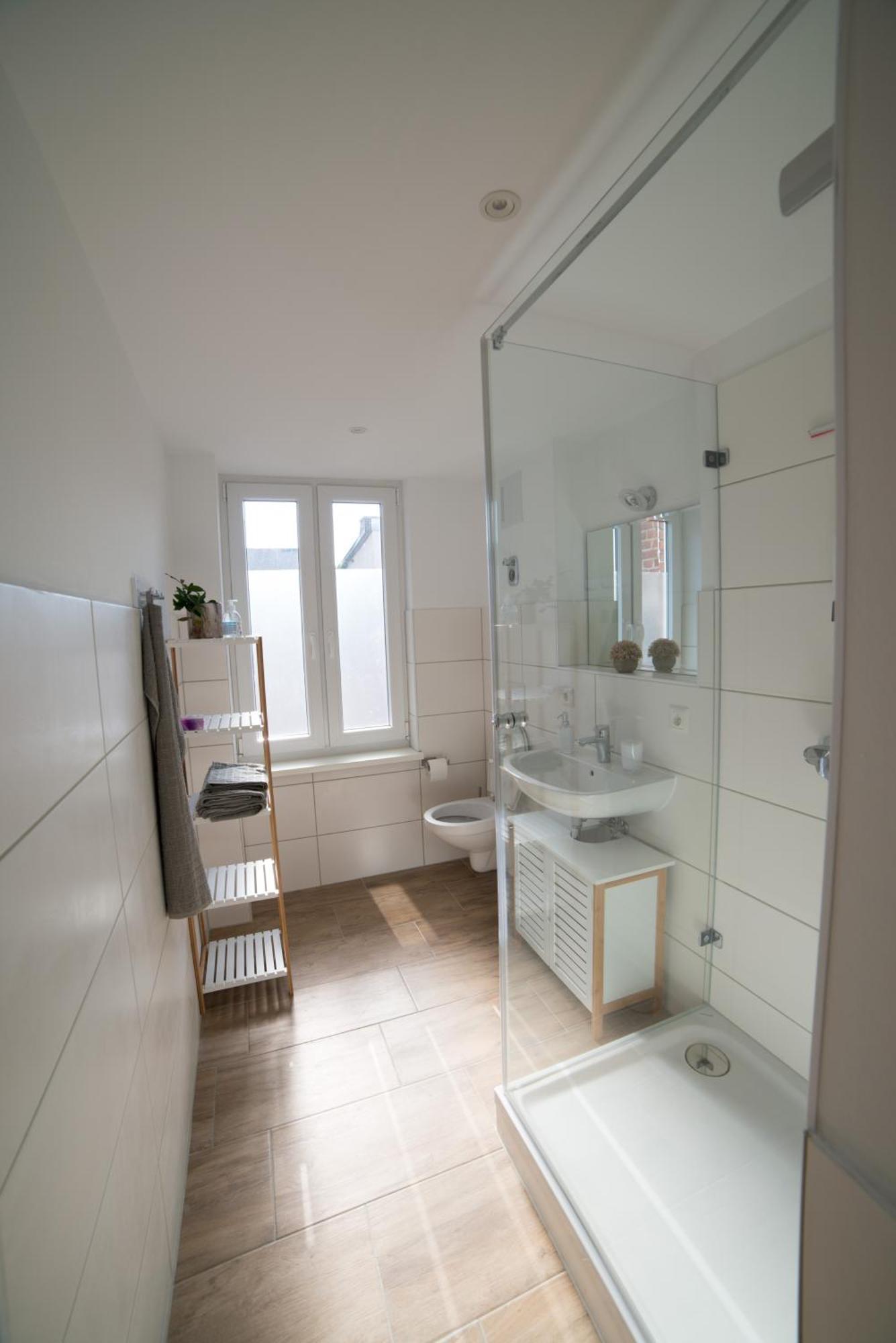 ארפורט Schoene Ferienwohnung 54 M², Zentrumsnah, Kingbett מראה חיצוני תמונה