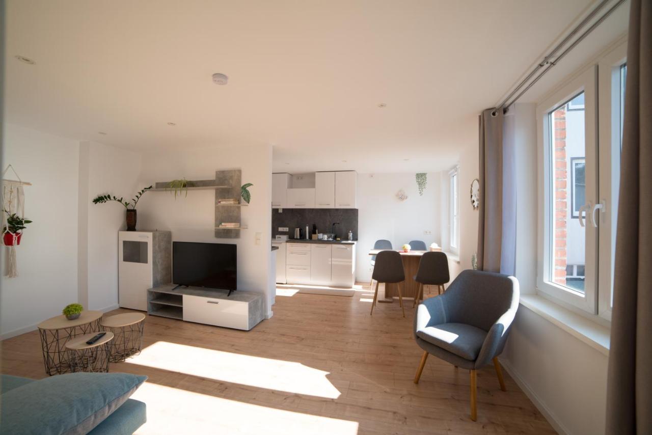 ארפורט Schoene Ferienwohnung 54 M², Zentrumsnah, Kingbett מראה חיצוני תמונה